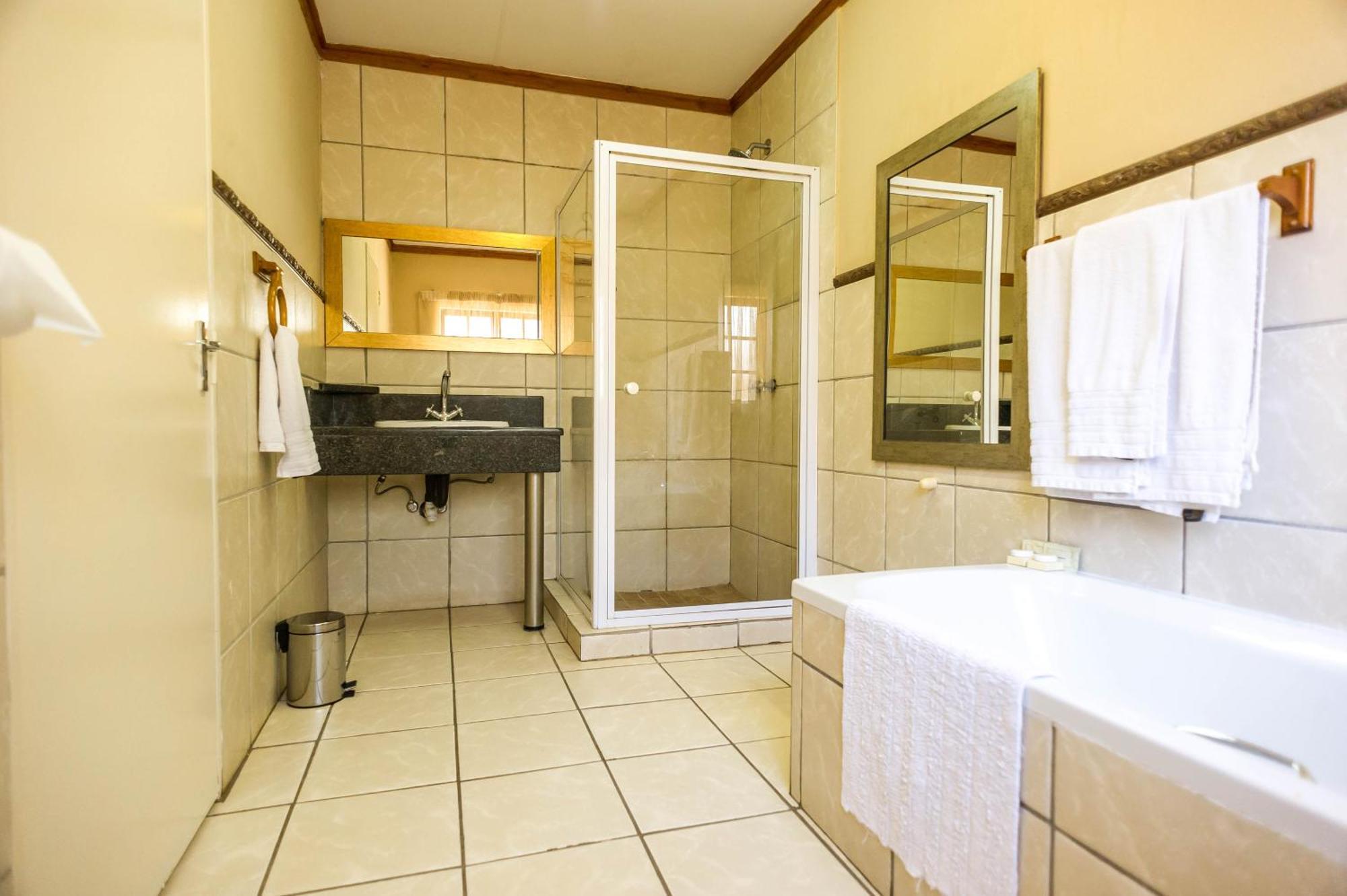 Bolivia Lodge Polokwane Zimmer foto